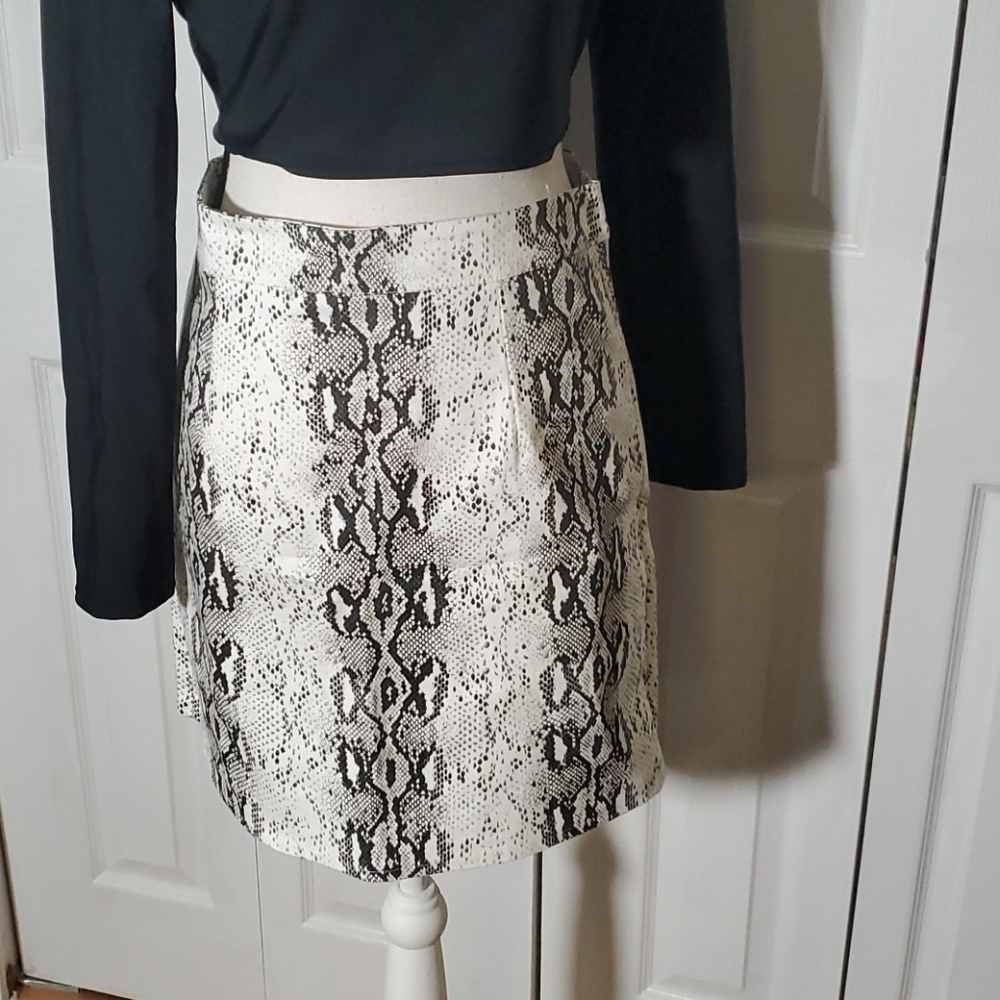 Ivory brand snakeskin print skirt